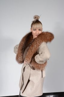 Дамско палто с качулка 