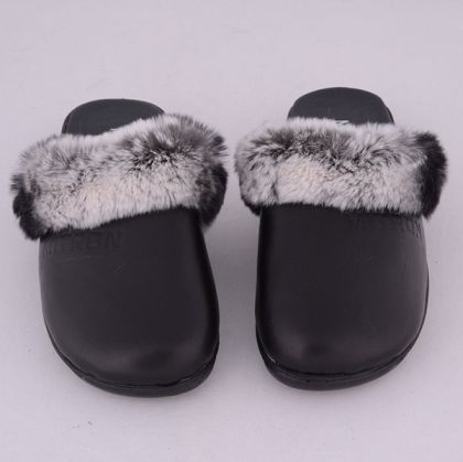 Women's slippers