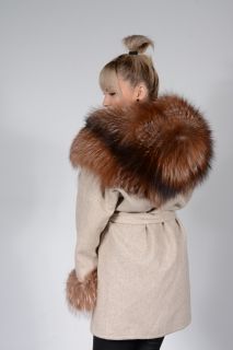Дамско палто с качулка от плат 