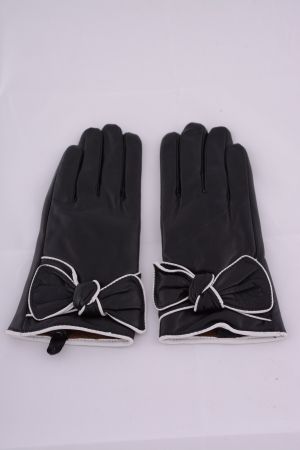 Women's gloves