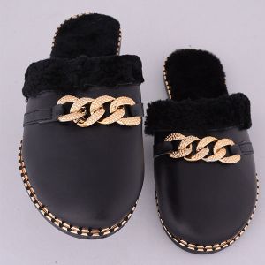 Women slippers