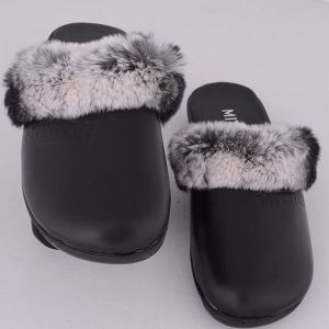 Women's slippers