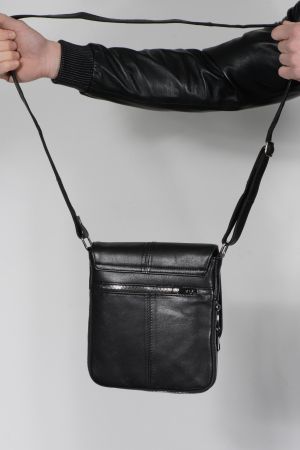 Man purse