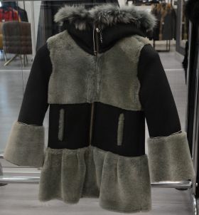 Children's coat for a girl
