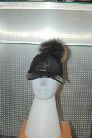 HAT01-PONPON -  Ladies hat lambskin and fox